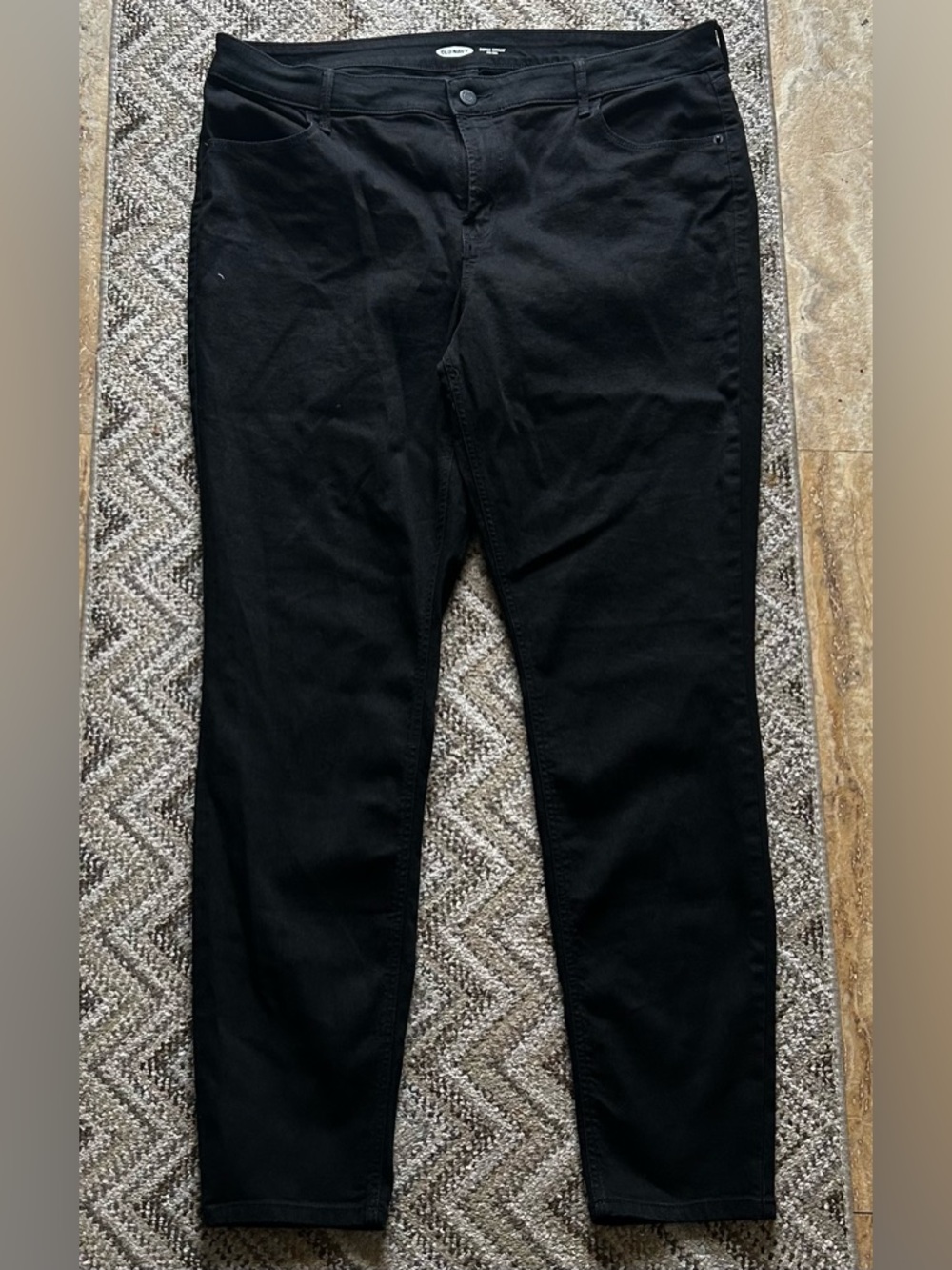 Old Navy Black Super Skinny Mid Rise Jeans